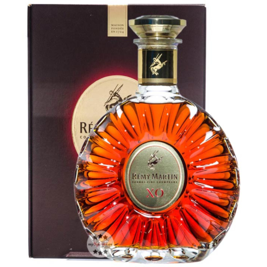 Rémy Martin XO Cognac / 40 % Vol. / 0,7 Liter-Flasche in Geschenkkarton