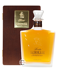 Distillerie Berta Tre Soli Tre – Grappa Invecchiata / 43 % vol. / 0,7 Liter-Flasche in Holzkiste